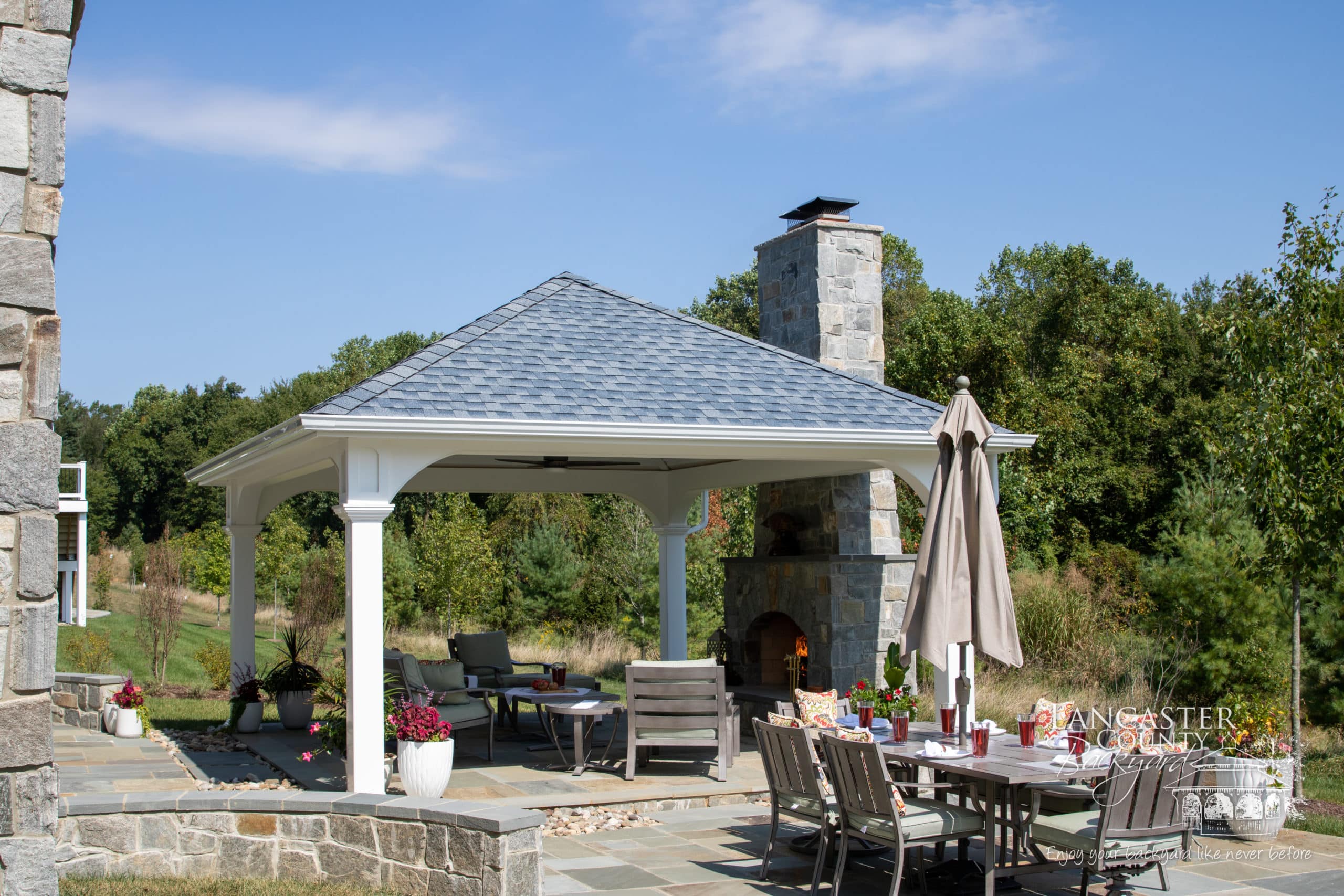 16×18 Vinyl Montford | Lancaster County Backyard